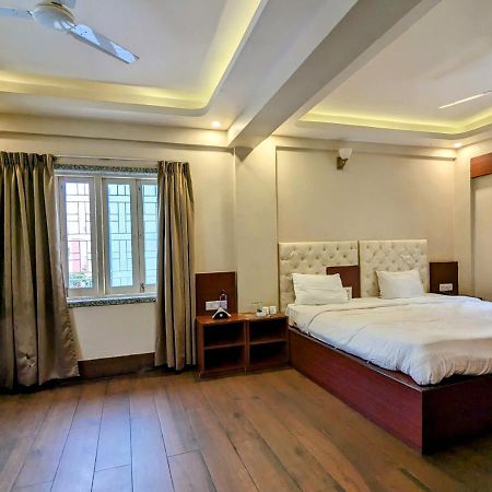 The Aster Enclave Hotel Calcutta  Esterno foto