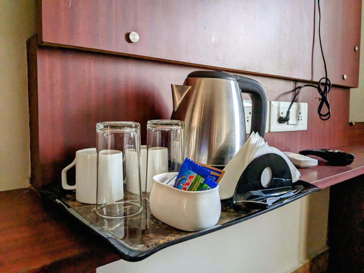 The Aster Enclave Hotel Calcutta  Esterno foto