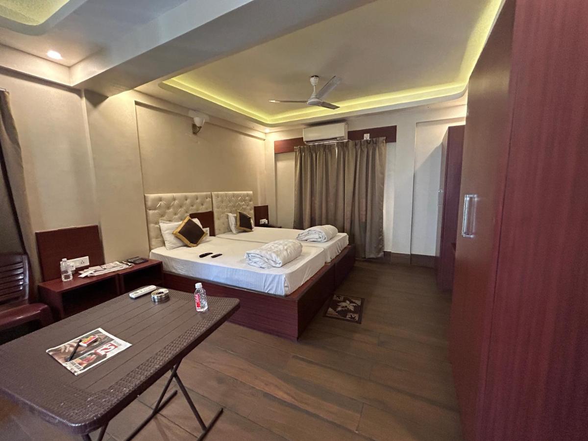 The Aster Enclave Hotel Calcutta  Esterno foto