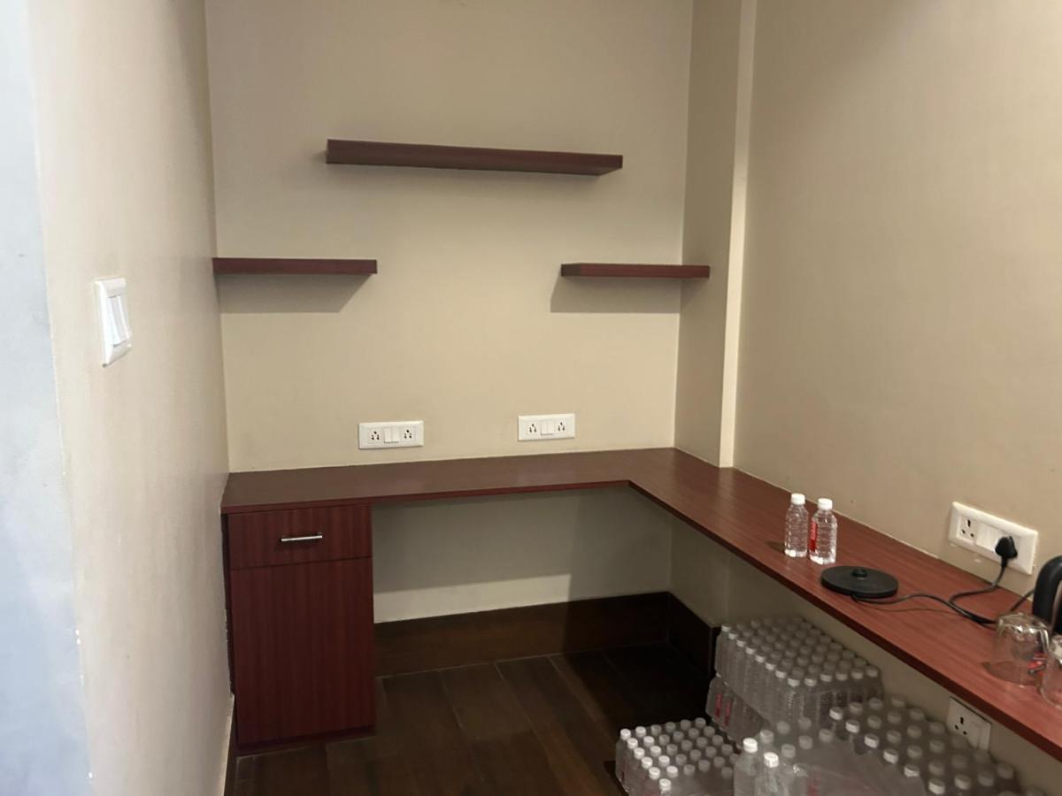The Aster Enclave Hotel Calcutta  Esterno foto
